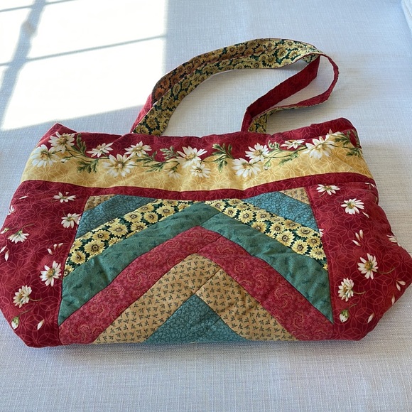 Beautiful Handmade Quilted Large Tote, Made in New Hampshire, Gently Used - Picture 3 of 10